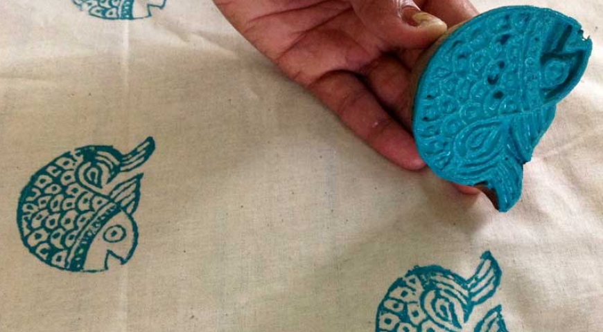 آشنایی چاپ روی پارچه – چاپ دستی